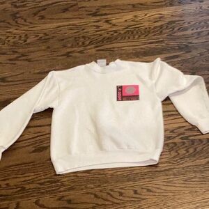 L.A. Gear White Crewneck Sweater with Pink Logo